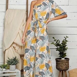 1032. One-Shoulder Tropical Print Wide leg Jumpsuit